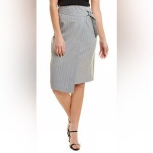 🩵J. McLaughlin Grey Stripe cambria Skirt size 10
